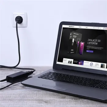 Qoltec Zasilacz do laptopa 90W | 19V | 4.9A | 5.5*2.5 | +kabel zasilający-1264229