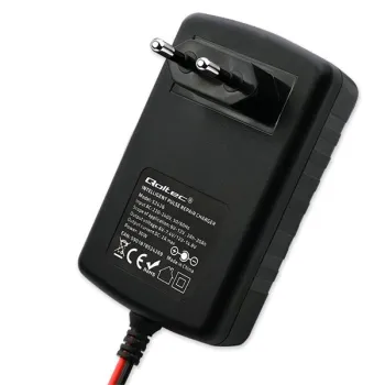 Qoltec Automatyczna ładowarka do akumulatora AGM GEL STD 6V/12V| 2A | Prostownik z funkcją naprawy i wyświetlaczem LE
