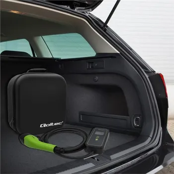 Qoltec Mobilna ładowarka do samochodu elektrycznego EV i hybryd z regulacją 2w1 Typ2 | 3.5kW | 230V | SCHUKO 16A | Wi-