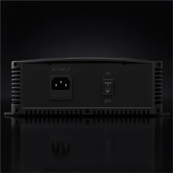 Qoltec Inteligentna profesjonalna ładowarka Monolith do akumulatorów LiFePO4 AGM GEL SLA | 50A | 12V-1265431