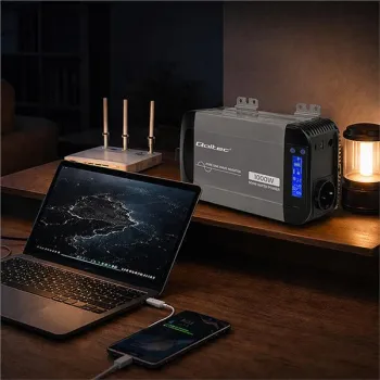 Qoltec Przetwornica napięcia Pure Sine Wave | 12V na 230V | 500/1000W | LCD | USB | USB-C | Kompatibilność z LiFePo4 
