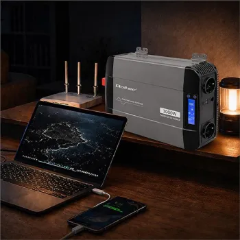 Qoltec Przetwornica napięcia Pure Sine Wave | 12V na 230V | 1500/3000W | LCD | USB | USB-C | Kompatybilna z LiFePO4 GEL