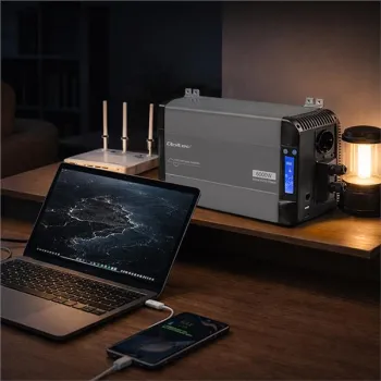 Qoltec Przetwornica napięcia Pure Sine Wave | 12V na 230V | 3000/6000W | LCD | USB | USB-C | Kompatybilna z LiFePO4 GEL