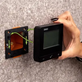 ENGO Controls E25-BATB - Internetowy, natynkowy regulator temp.-798605