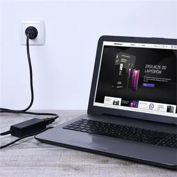 Qoltec Uniwersalny zasilacz do laptopa 65W | Automatyczny | MultiPlug | 9 wtyczek | +kabel zasilający-875045