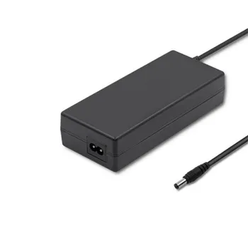 Qoltec Zasilacz desktopowy 60W | 12V | 5A | 5.5*2.1 | +kabel zasilający-879878