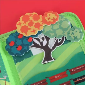 Książeczka sensoryczna edukacyjna manipulacyjna farma-929433